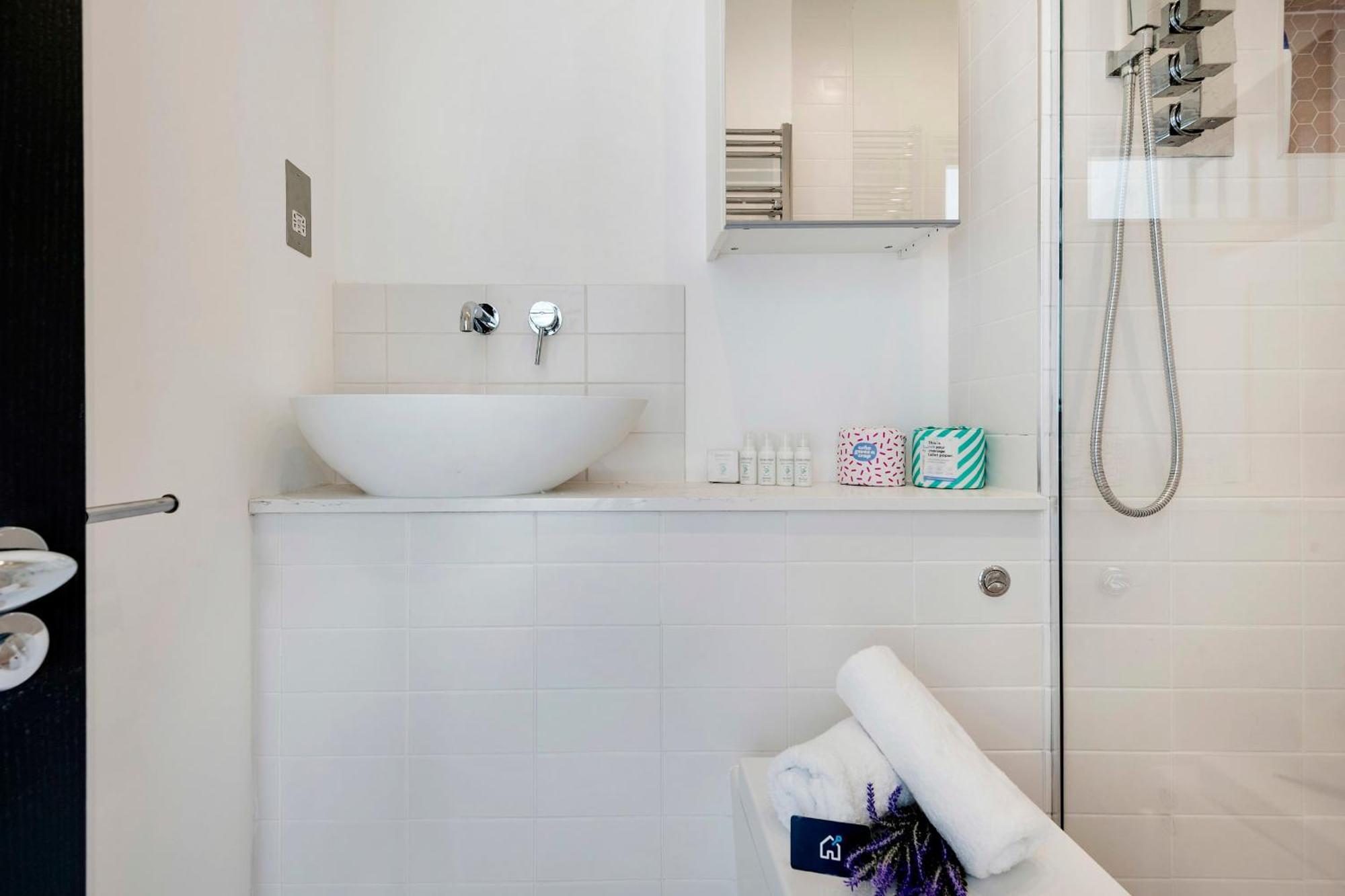 Modern And Bright Highgate Gem Apartment London Exterior photo